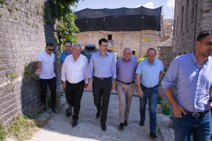 WhatsApp_Image_2019-07-27_at_14.44.42_11564231617