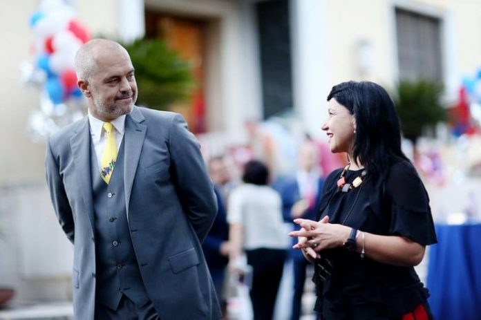 rama-dhe-linda-700x466