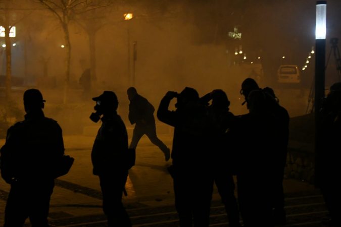 GAzilotsjelles-protesta-ikja-vra-parlamenti-5-675x450