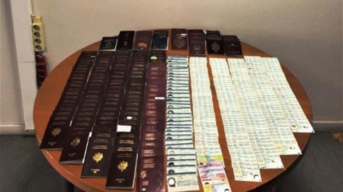 auto_27297141568383290