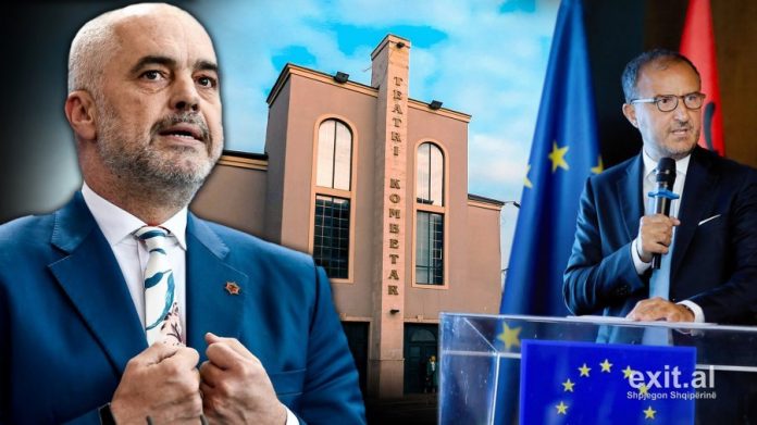 auto_Edi-Rama-Luigi-Soreca-Teatri-Kombetar1572617746