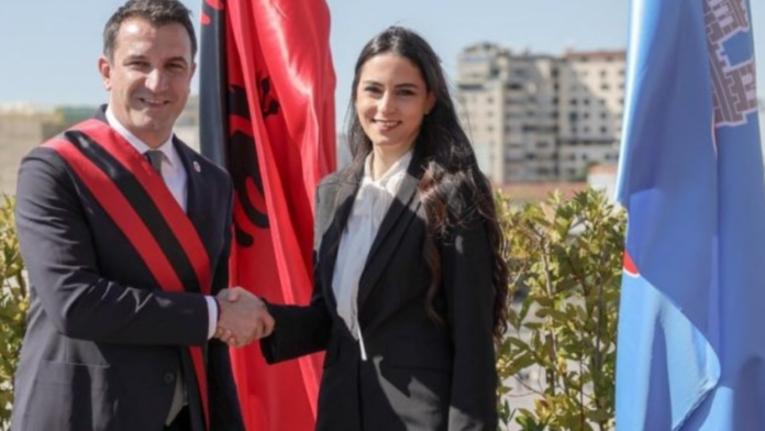 png_20220414_205744_0000