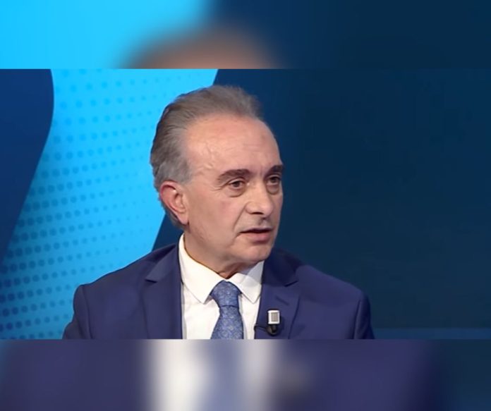 Dizajn pa titull (15)