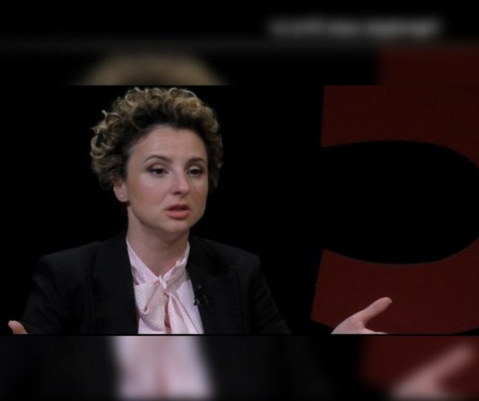 Dizajn pa titull (26)