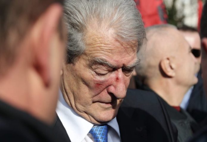 562E7B8A-7AC9-4B5E-9B68-18B1D9D4D8B9