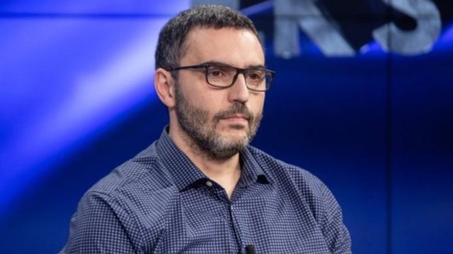 -640-0-f2f047fec7bbbe8905ffd6143ad69602