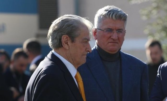 -900-0-1765654210xbbb-656