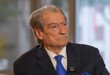 “Kam qenë edhe unë i armatosur”, Berisha tregon momentin me të vështirë në politik