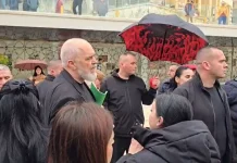 Rama takim me banorët në Durrës: Projekti TID nuk ndalet!