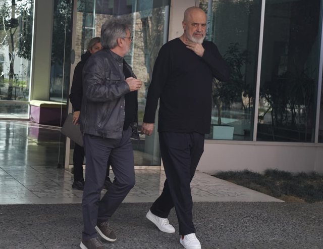 -640-0-9e8ed25efeb77688ebe46c1a0c6f1710