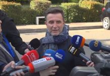 Erion Braçe pyetet për kandidimin për Tiranën: Gjërat që thuhen në shtëpi mbeten aty