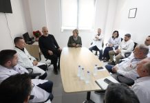 “Spital privat brenda spitalit shtetëror”, Rama paralajmëron tarifa për turistët e huaj