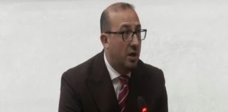 Korreshi ironizon ministren Sala: Në Lushnjë s’ka pambuk e dorashka spitali