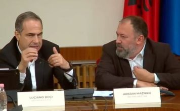 “Fute mikrofonin në xhep”/ Mazniku i heq fjalën, Boçi braktis komisionin për “Territorialen”