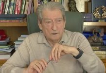 Sloganet kundër tij në protestë, Berisha: Mos lejoni gjethet të pengojnë trungun