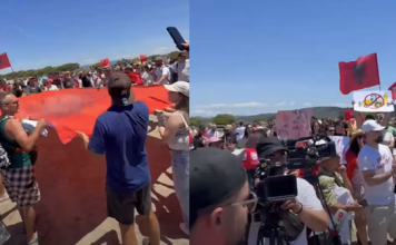 “Mos ma prek Nartën”, qindra protestues me pankarta në Zvërnec