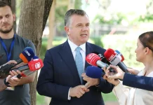 Largimi i Koçekut, kreu i grupit të PS: I kam telefonuar, por nuk ma ka hapur