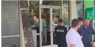 Vjedhje në një bankë të nivelit të dytë te Komuna e Parisit