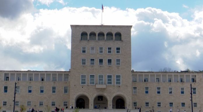 Universiteti-i-Tiranes-1024x568