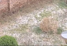 Stuhi e fortë shiu dhe breshëri në Elbasan, përmbyten rrugët e qytetit