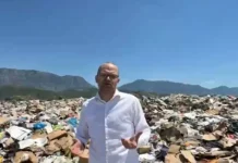 Aulon Kalaja denoncon “malin e plehrave” në Krujë: Kështu nuk futemi as në Bashkimin Afrikan!