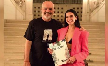 Dua Lipa në mbështetje të protestave në Shqipëri: Shqetësuese që qeveria ndryshon ligjin për mjedisin pa konsultime publike