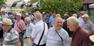 Banorët e Patosit dalin sërish në protestë kundër bashkimit me Fierin: Mos na prekni autonominë