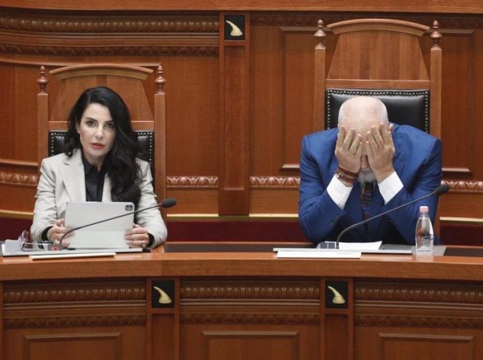 -800-0-rama-balluku-839
