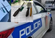 Thika, kaçavida dhe maska/ Policia parandalon përplasjen mes të miturve në Kombinat