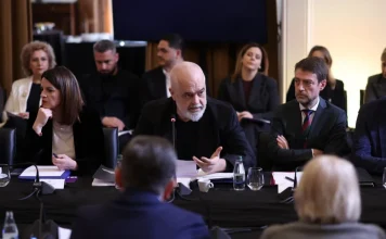 Zbardhet data, ora dhe vendi! Rama mbledh Grupin Parlamentar të PS-së dhe qeverinë