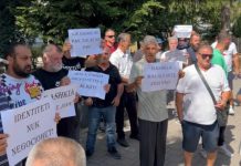 Banorët e Maliqit kundër bashkimit me Korçën: Ramës i është bërë mendja resorte dhe kulla