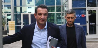 Pas shkarkimit të Anuela Ristanit, dorëhiqet edhe Sekretari i Përgjithshëm i Bashkisë! Veliaj komandon Alban Dokushin