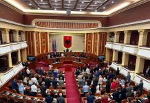 Sot Kuvendi çel sesionin e ri, protestuesit paralajmërojnë protestë