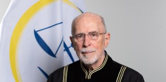 Kush është Charles Smith, amerikani që dënoi me 81 vjet burgim ish krerët e UÇK-së