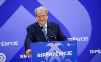 Berisha kthehet nga SHBA: Kërkova ndihmë për rrëzimin e diktaturës së krimit dhe drogës