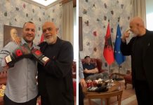‘Ju demokratët më keni thyer hundën’/ Rama pret në zyrë boksierin shqiptar: Nelsoni s’njeh humbje