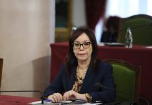 “Ministrja kopjace” në krye të Shëndetësisë? Diploma e Klodiana Spahiut përballet me akuza për plagjiaturë