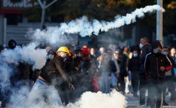 DW: Nga Rusia te Antifa, si përpiqet Rama të delegjitimojë protestën studentore