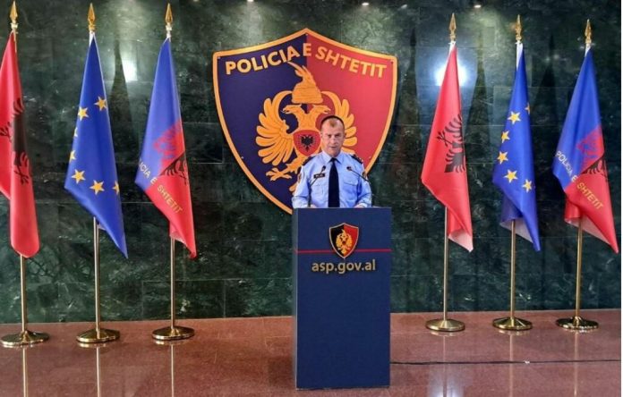 Policia1-4-1024x653