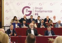 Sot reforma territoriale në Kuvend/ PS mbledh grupin parlamentar, merr pjesë edhe Rama