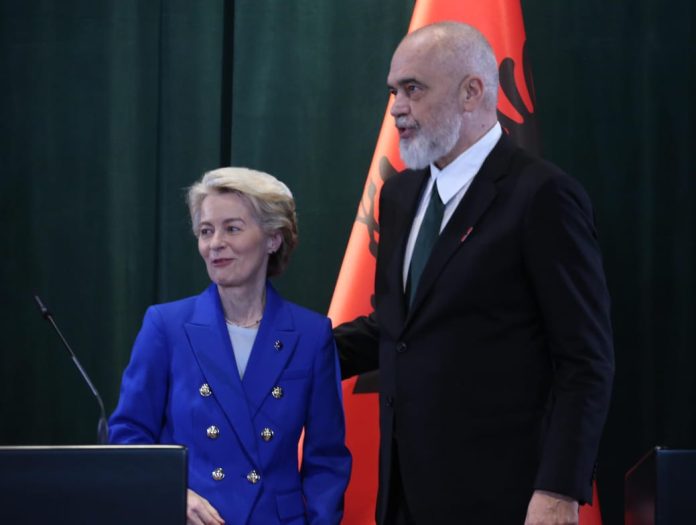 rama-ursula-von-der-leyen